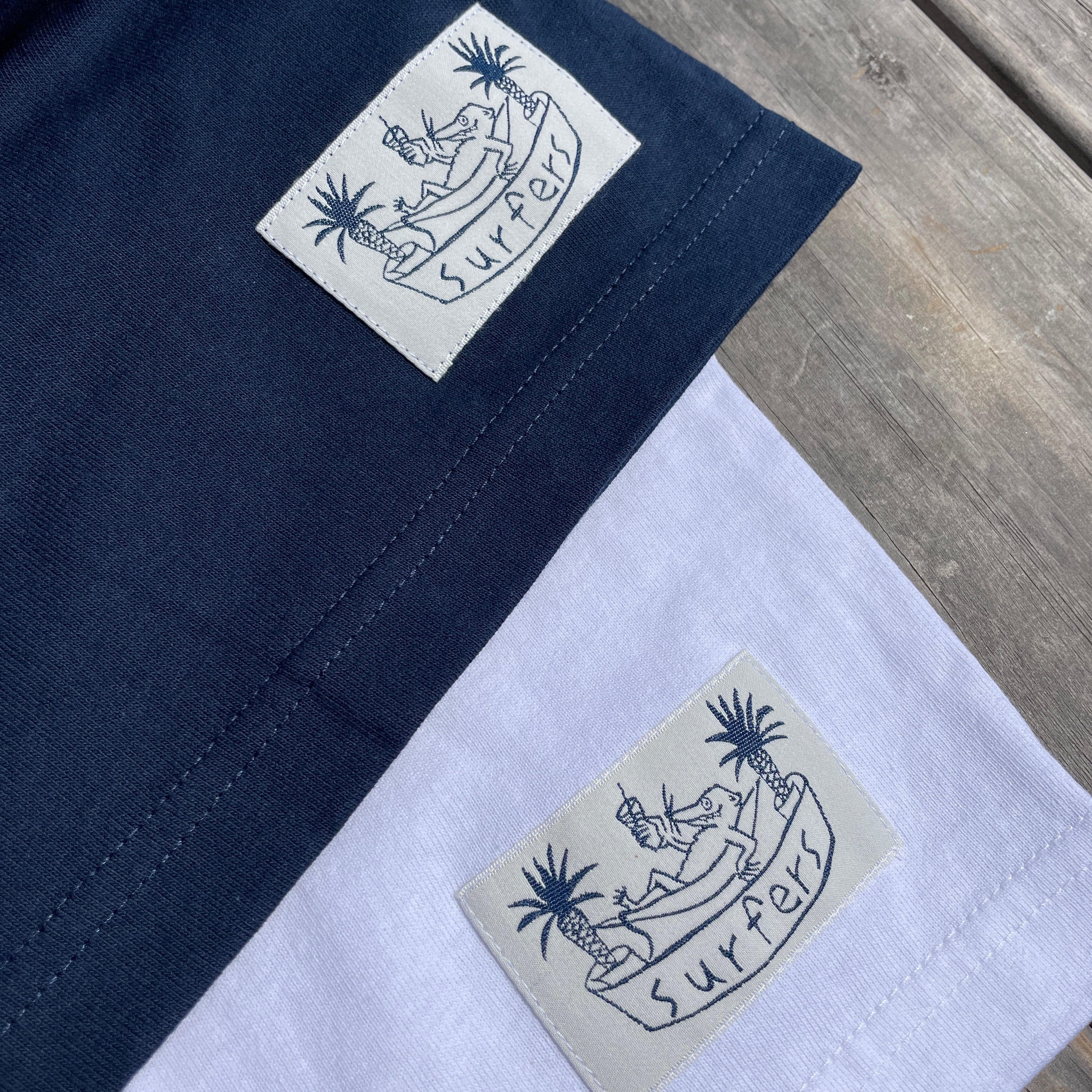 2301 surfers“ Classic ” T-SH | surfers Online Store