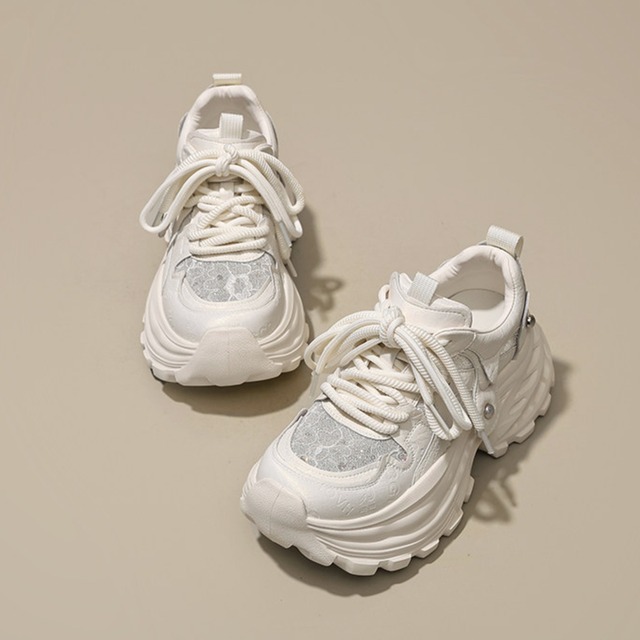 embossed thick-soled lace-up sneakers m0355