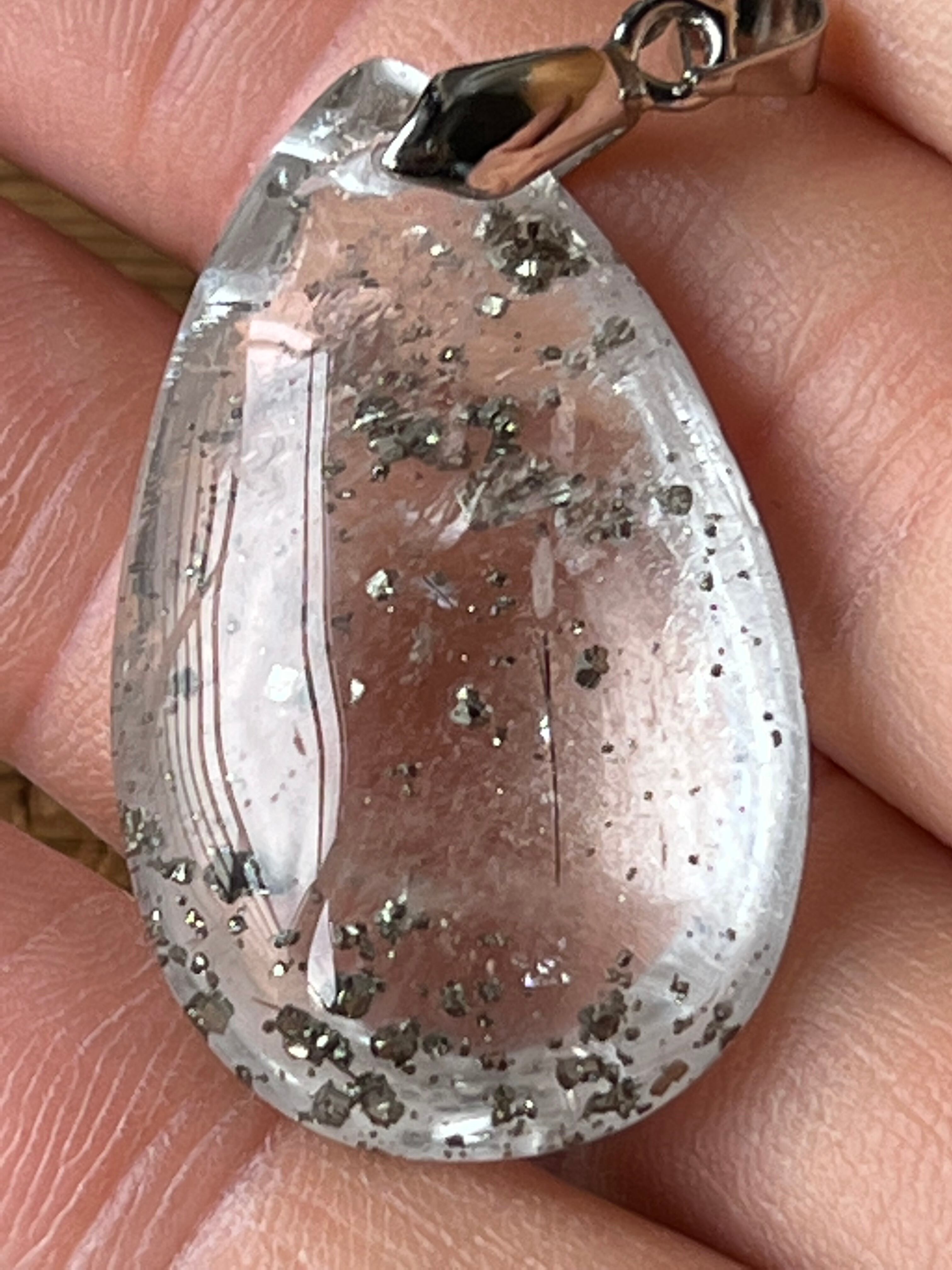 パイライトinクォーツ ペンダント