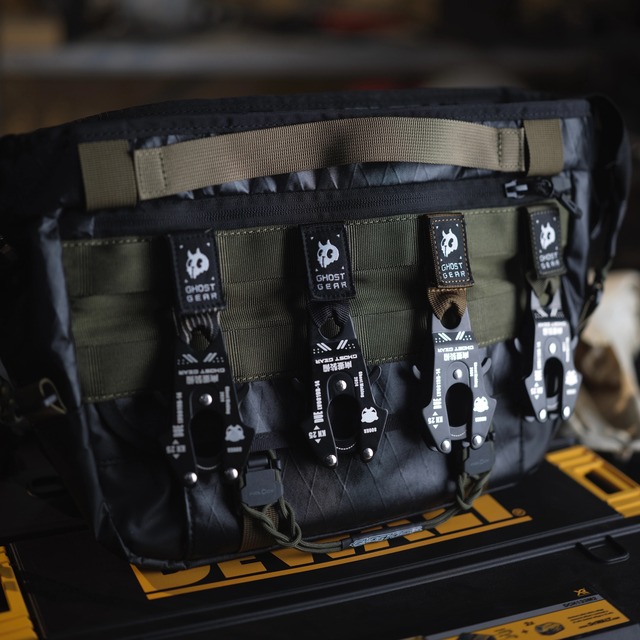 幽霊装備 Ghost gear  ベルクロウェビングストラップホルダー フロッグクリップ