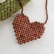 Wood beads heart pochette / brown