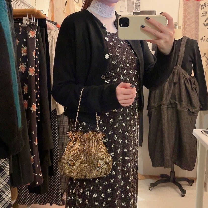 gold beads chain hand bag