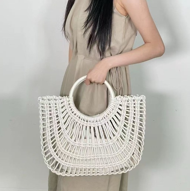 アーチハンドル ラタン風レザーバッグ