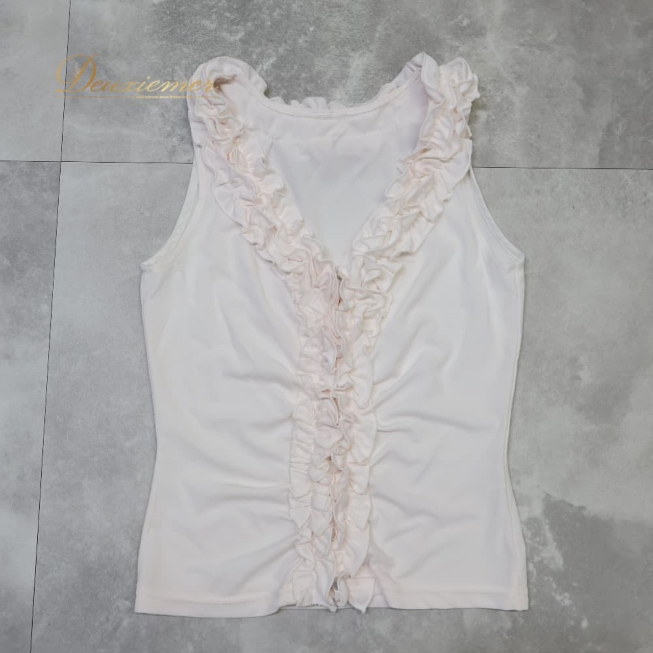 フラメンコ 衣装 ICHIOKU イチオク トップス ブラウス ピンク系 フリル ノースリーブ 袖なし 明るい シンプル かわいい 上品 ボタン 伸縮 ストレッチ ダンス衣装 イベント ステージ ボランテ 薄ピンク