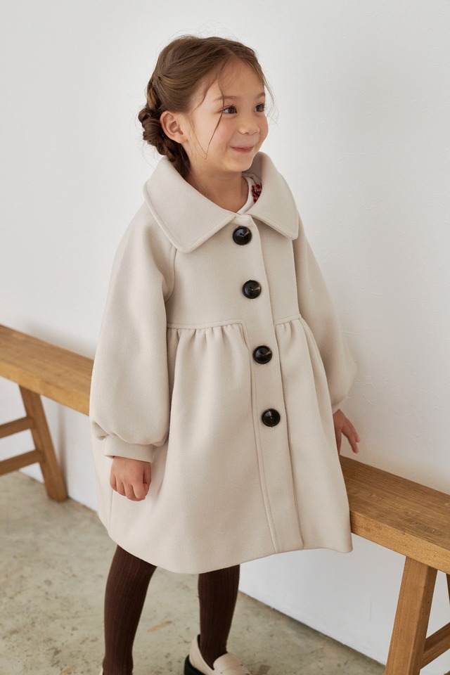 襟付き切替ギャザーコート〈off white〉