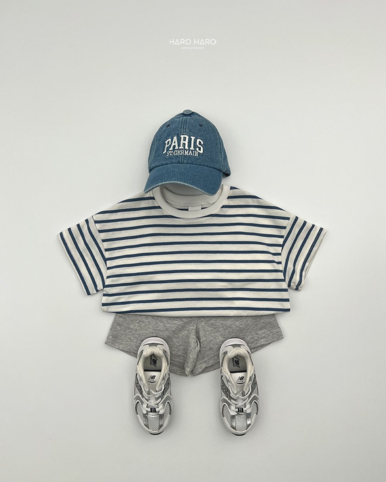 [HARO HARO] (1+1) Picnic Sweatshirt (2XL/3XL/4XL) / [하로하로] (1+1)피크닉맨투맨 (2XL/3XL/4XL)