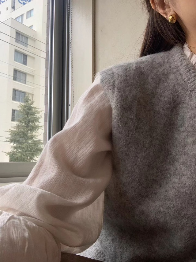 (OUNCE) pitch frill blouse