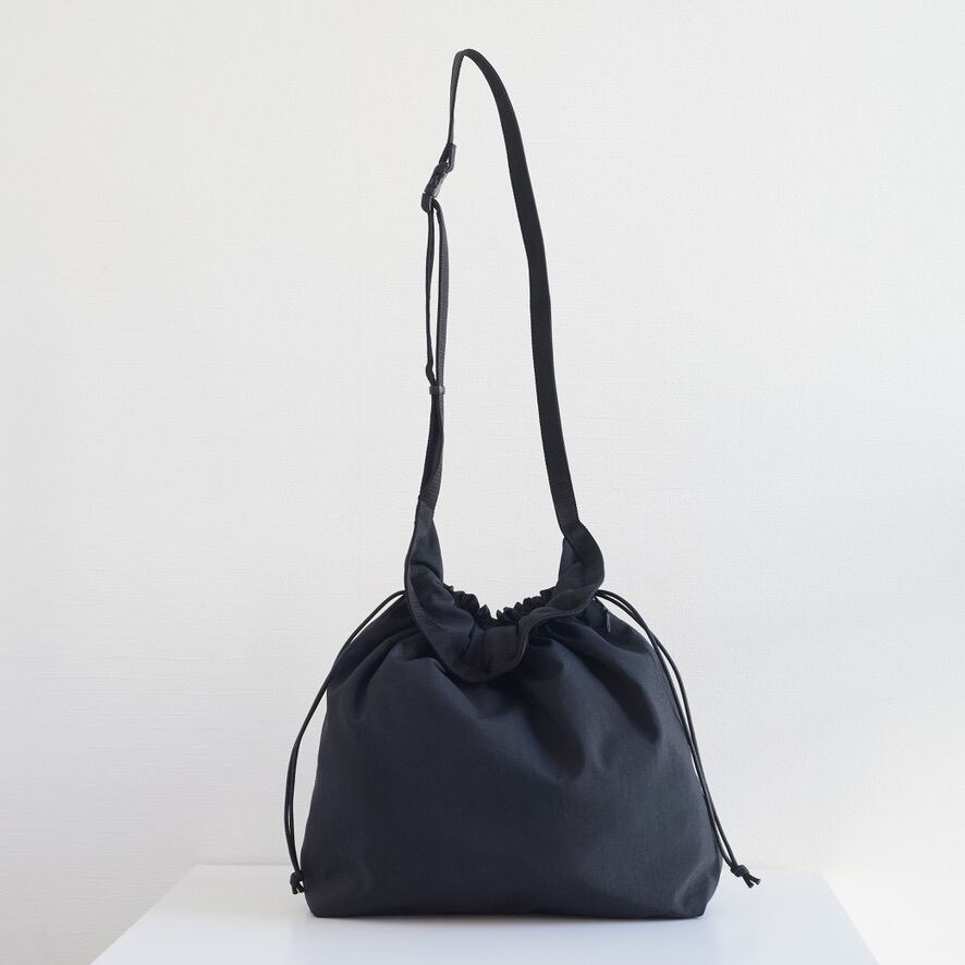 ERA(イーラ) /TAS BIG RED CROSS APRON BAG/グレー・ブラック