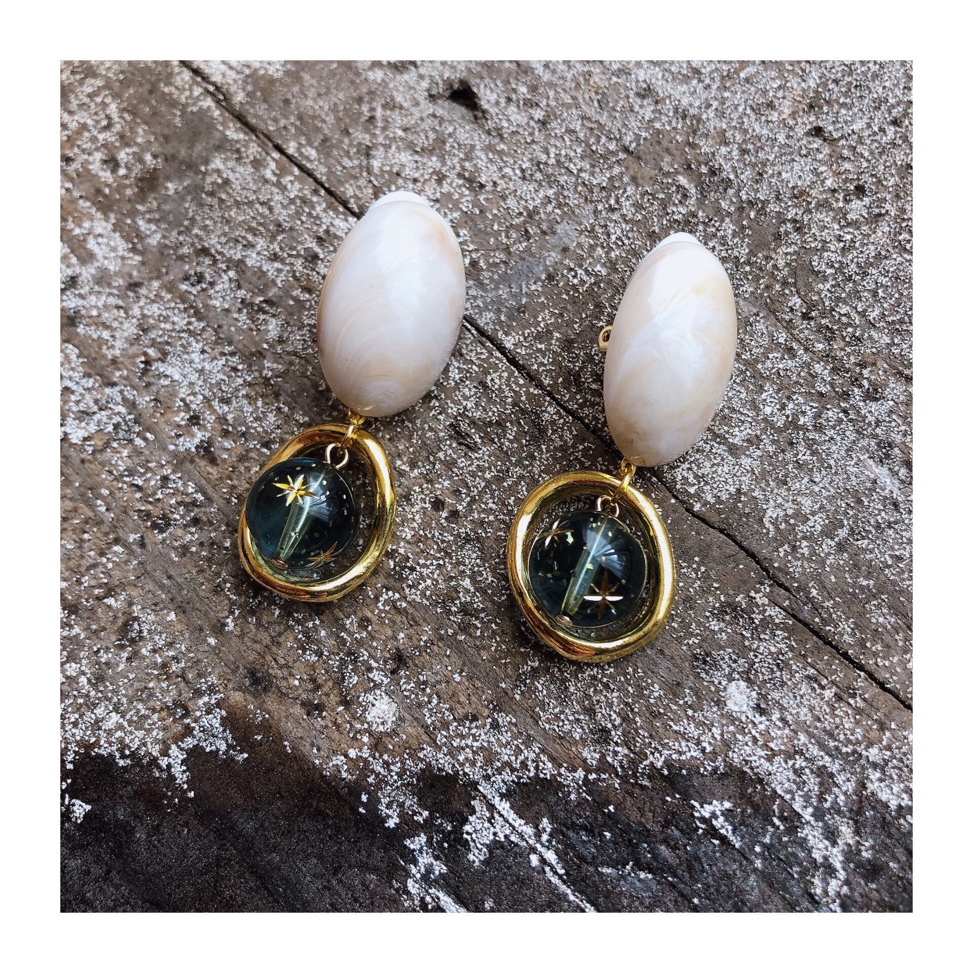 一目惚れビーズが主役のイヤリング | Pay ID 