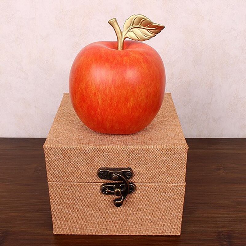 風水アイテム　赤い林檎(りんご)の置物　貯金箱 林檎 リンゴ 赤 レッド 金 ゴールド 置物 オブジェ 風水グッズ 財運 金