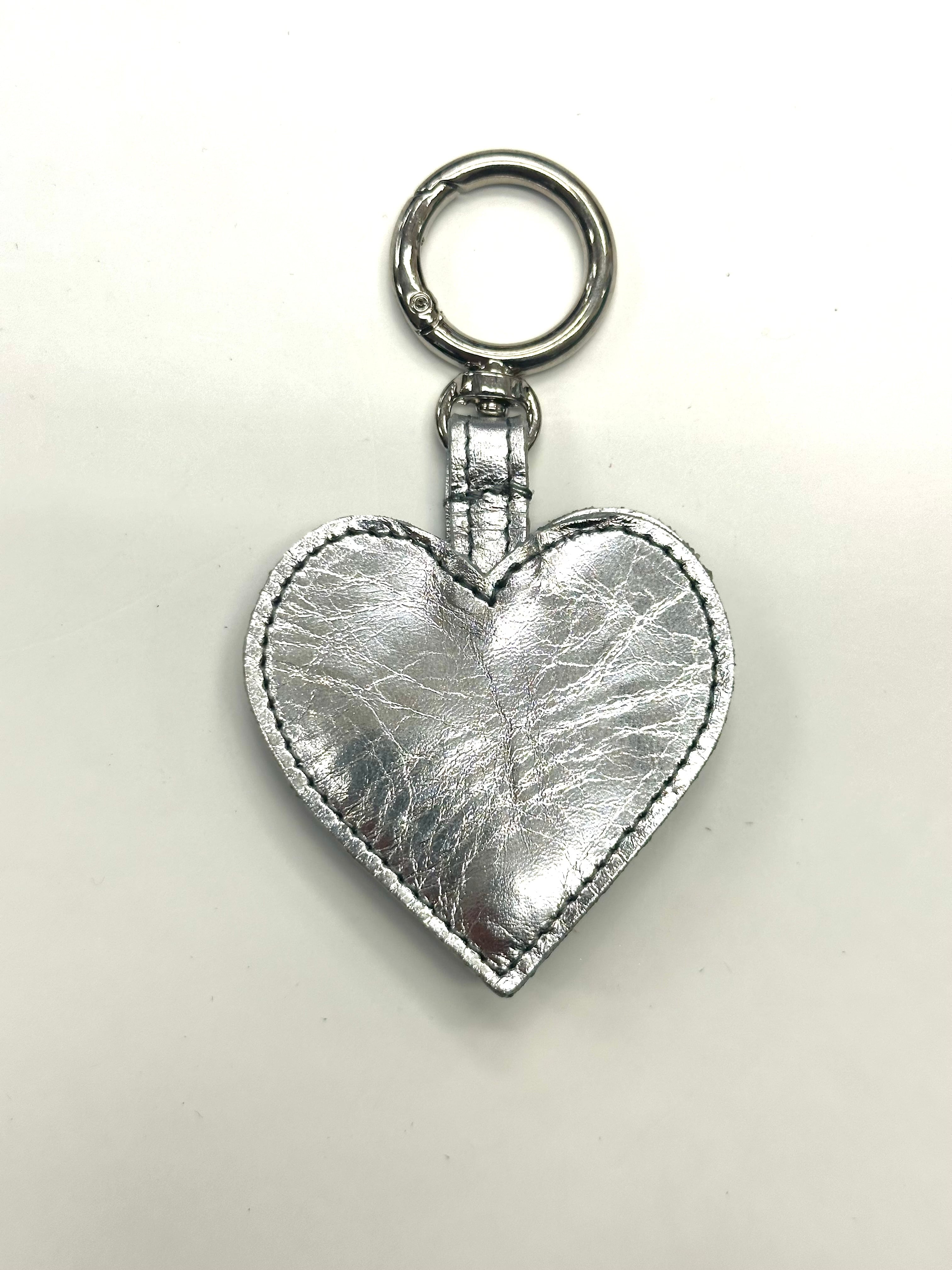 LOVE Locket KeyHolder SILVER | OMNES