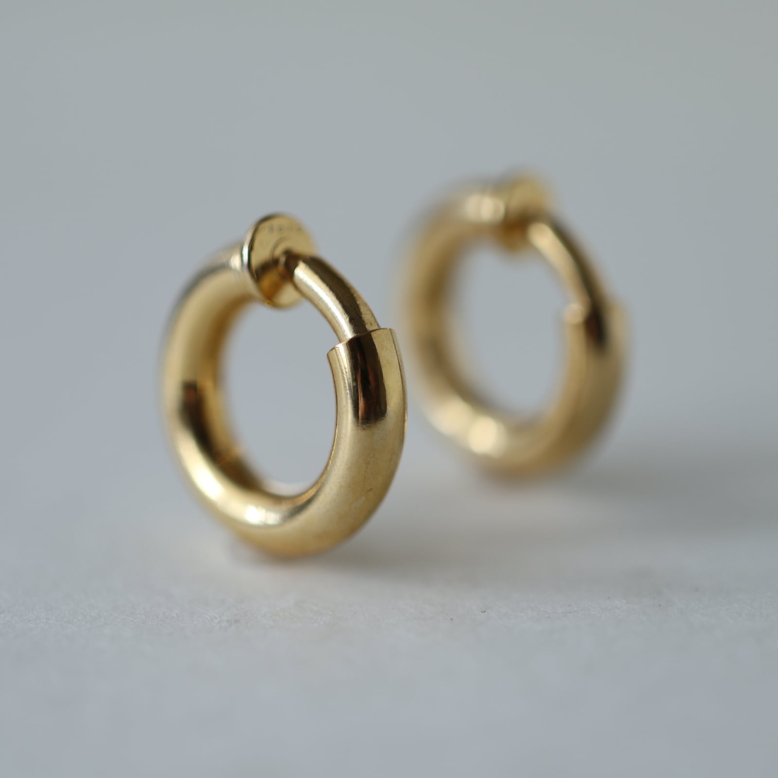 torc  Hoop earring gold イヤリング