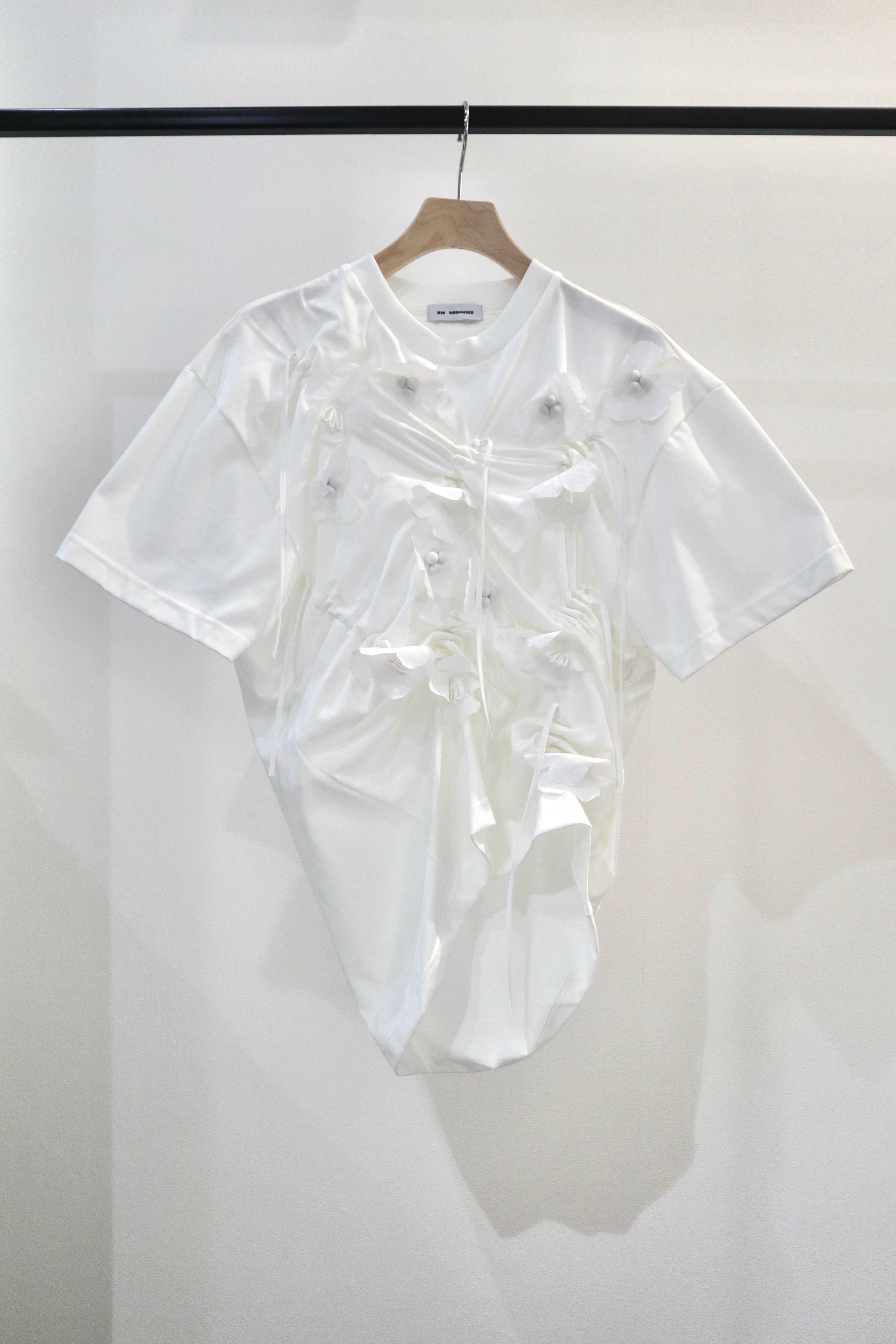 RIV NOBUHIKO】ANTHE FLOWER T-SHIRT | TOLMA.