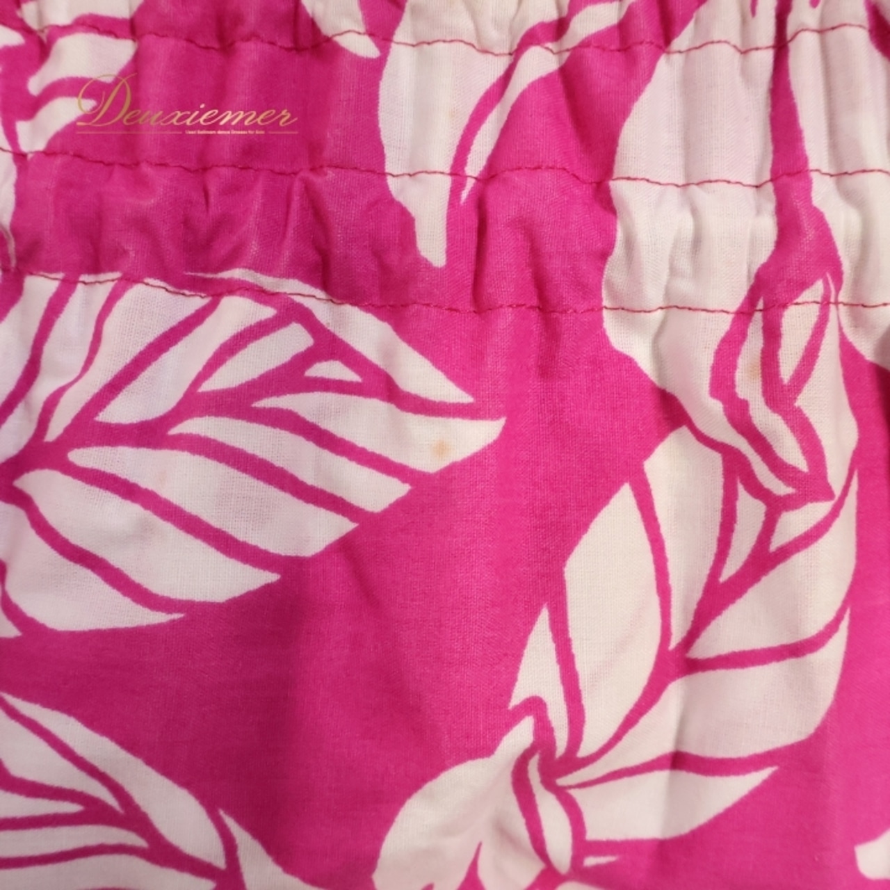 フラダンス 衣装 パウスカート エムエムジェイ ピンク系 MMJ 日本製 ツーカラー ティアレ柄 プルメリア柄 モンステラ柄 シングル かわいい 華やか 鮮やか 明るい 白 ハワイアン アロハ ハワイアンプリント フラ ダンス レッスン 練習 おしゃれ