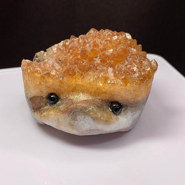 7.濃いシトリンクラスター・ハリネズミ