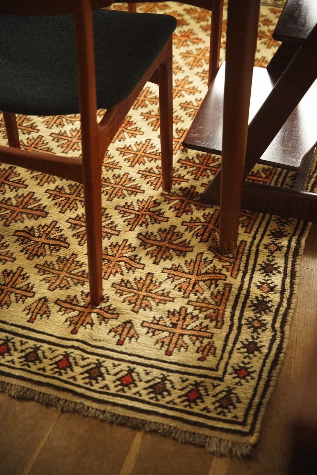 441-Vintage Taimani rug | 手織りのヴィンテージラグ専門店 | Bahr