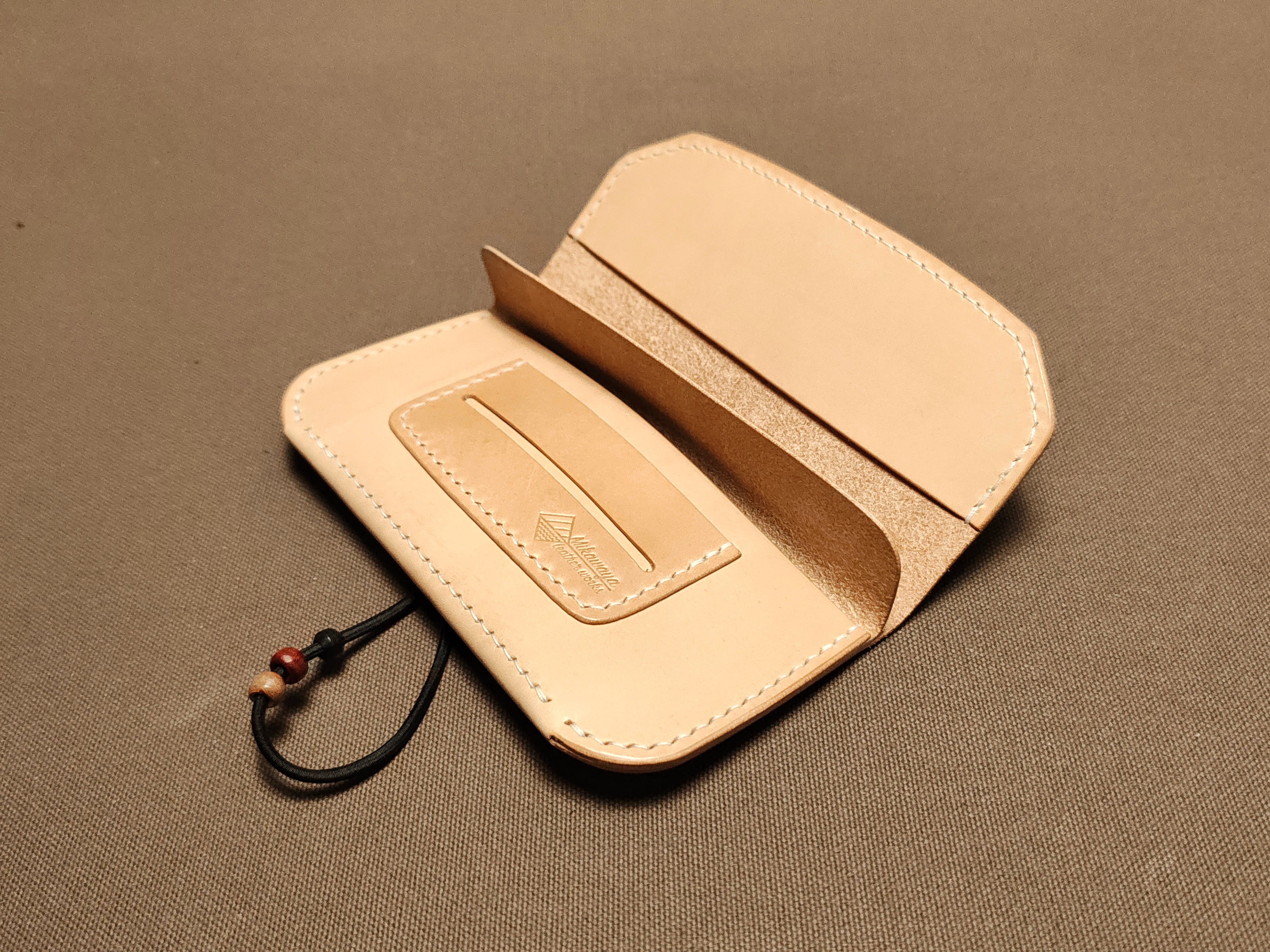スリムシャグポーチ ナチュラル | mikawaya leather works