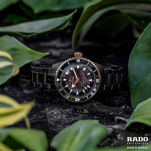 【RADO ラドー】Captain Cook High-Tech Ceramic キャプテンクック ハイテクセラミック（ブラック×ゴールド）／国内正規品 腕時計