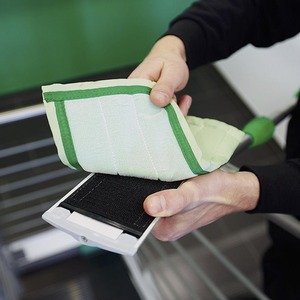 【窓清掃の経験がない方にも安心して使える扱いやすさ】インドアクリーニング スターターセット