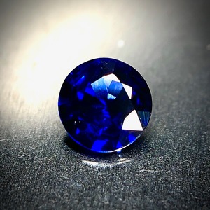 艶やかな青色のブリリアンス 0.22ct 天然 ブルーサファイア