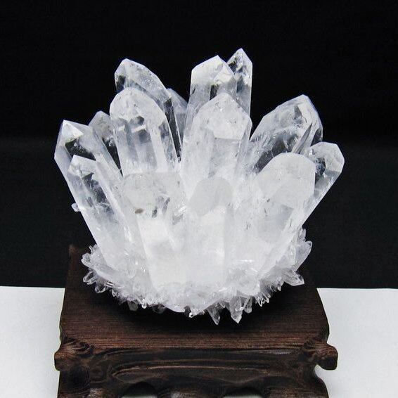 水晶 クラスター 水晶 原石 台座付属 一点物 182-8583