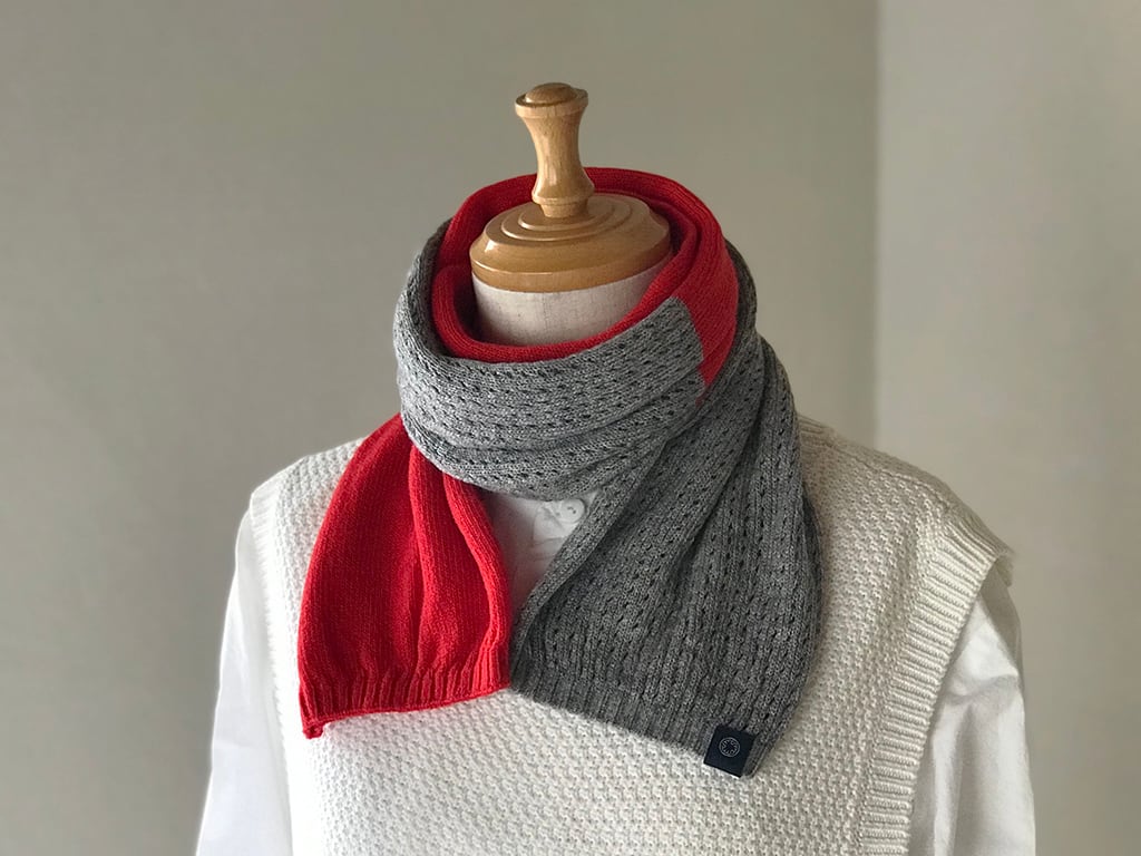 しとふわ カシミヤシルクのBi-colorメッシュ筒マフラー レッド/グレー