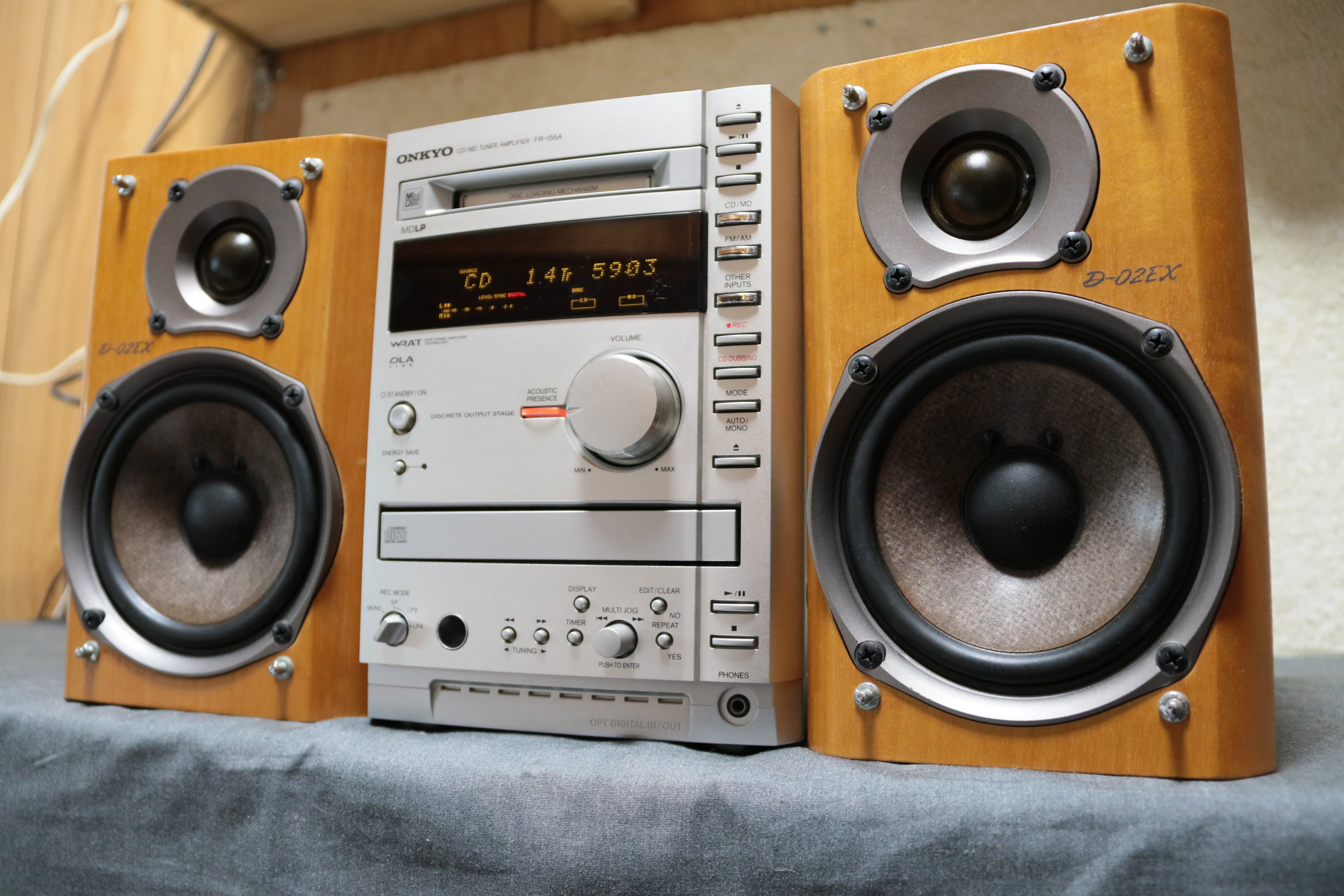 ワンオーナー ものたりな 梱包たのメル便 ONKYO オンキョー スピーカー 