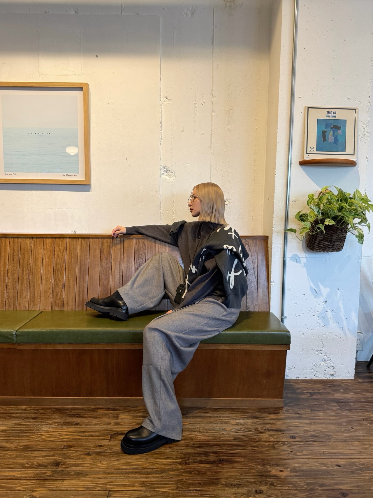 Typo pattern usefull knit/gray