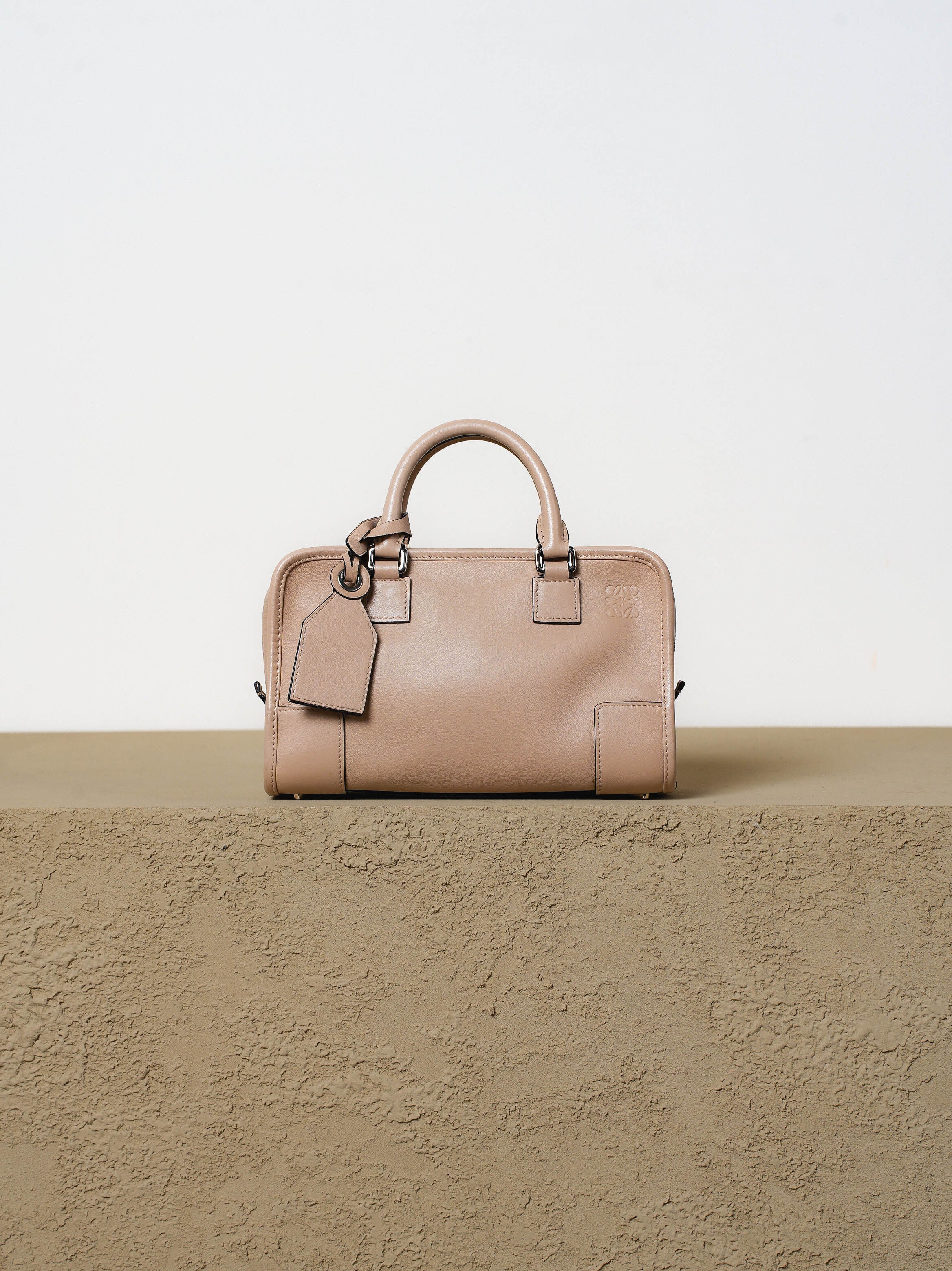 LOEWE | Raum Vintage