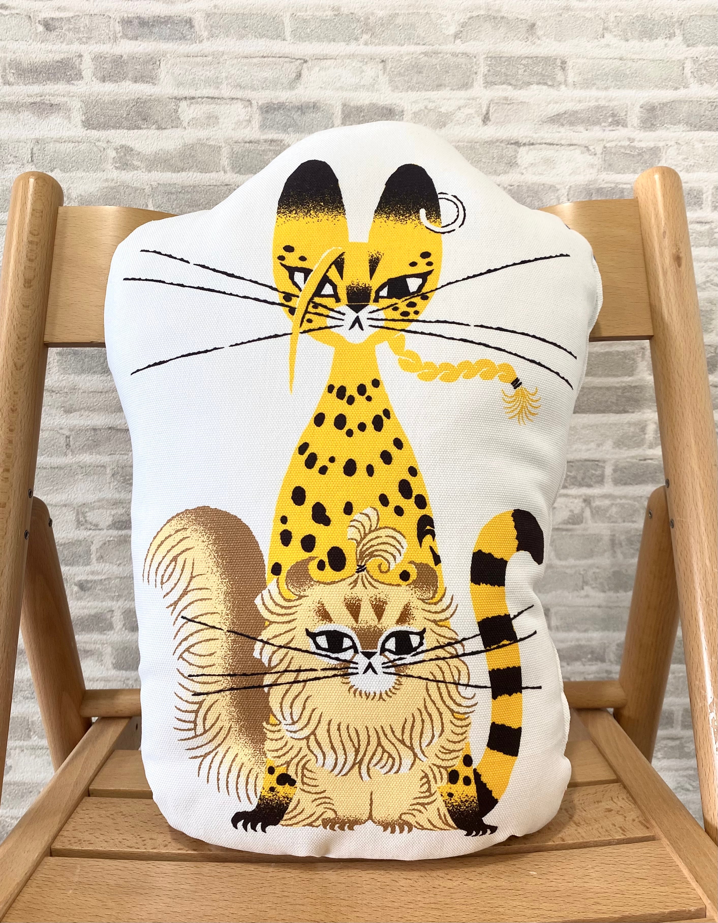 東京リベンジャーズ マイキー猫 ドラケン猫 クッション Illustrations By 黒ねこ意匠 Re Shazam