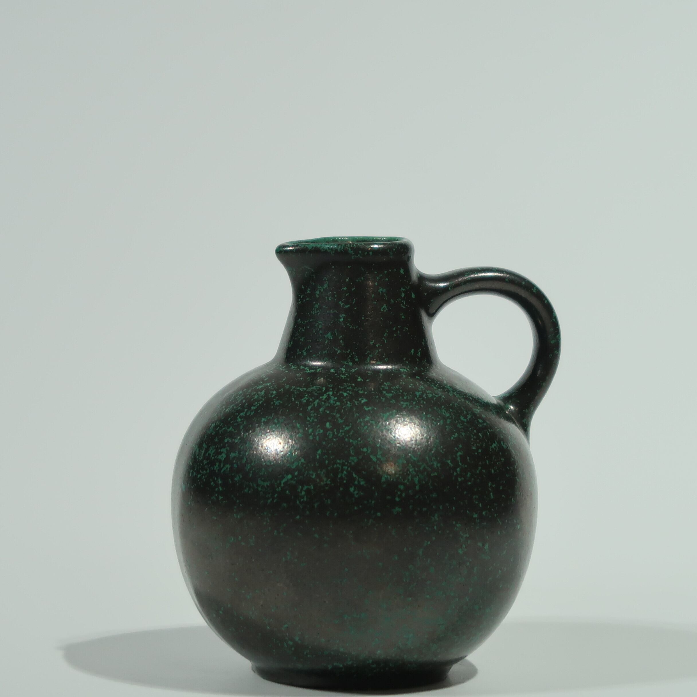 Ruscha | Fat Lava and German Art Pottery-kiis-