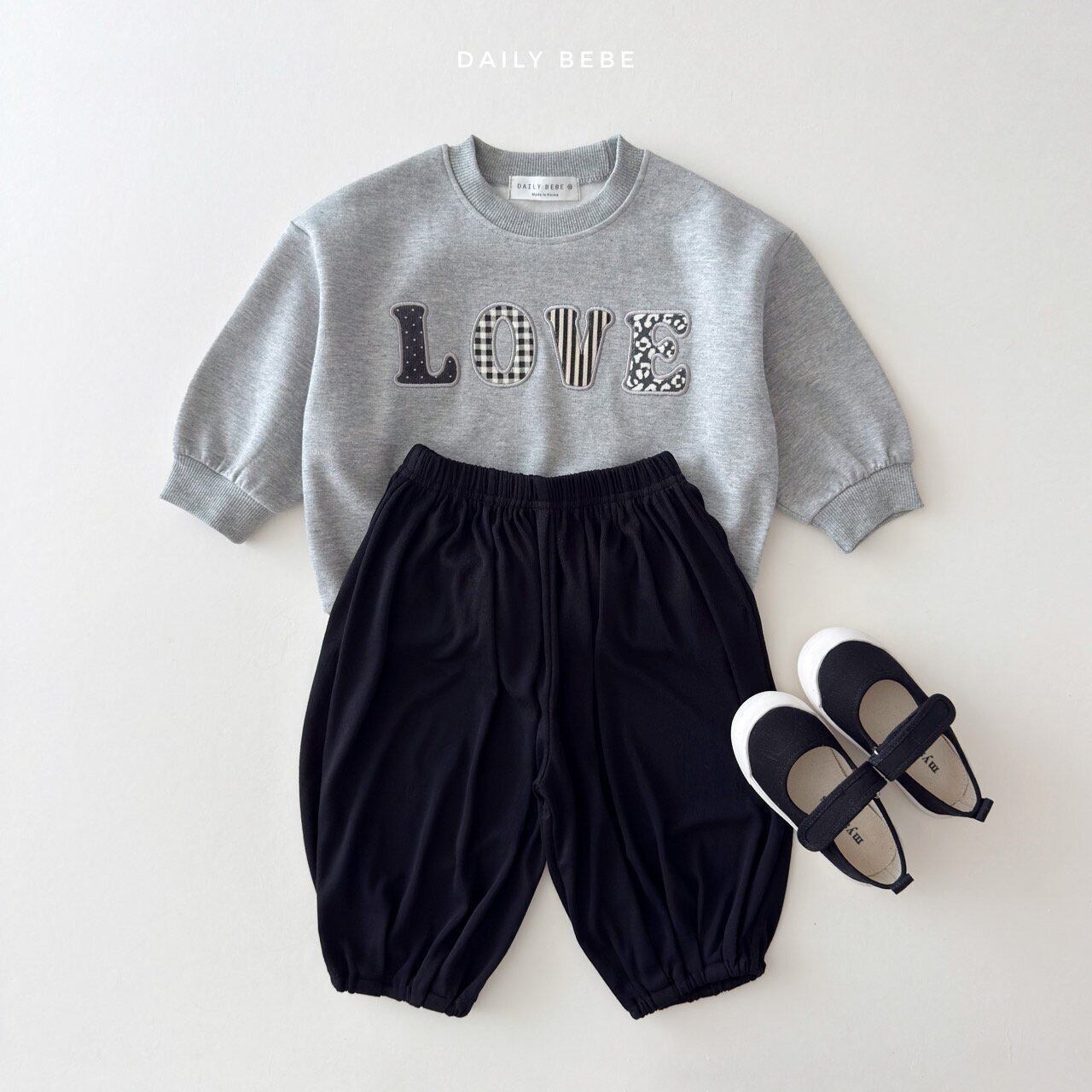 【取寄】Dailybebe ラブパッチトレーナー｜秋服｜韓国子供服｜26/AT
