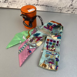 HERMES エルメス  ツイリー シルク スカーフ マルチカラー A-9237