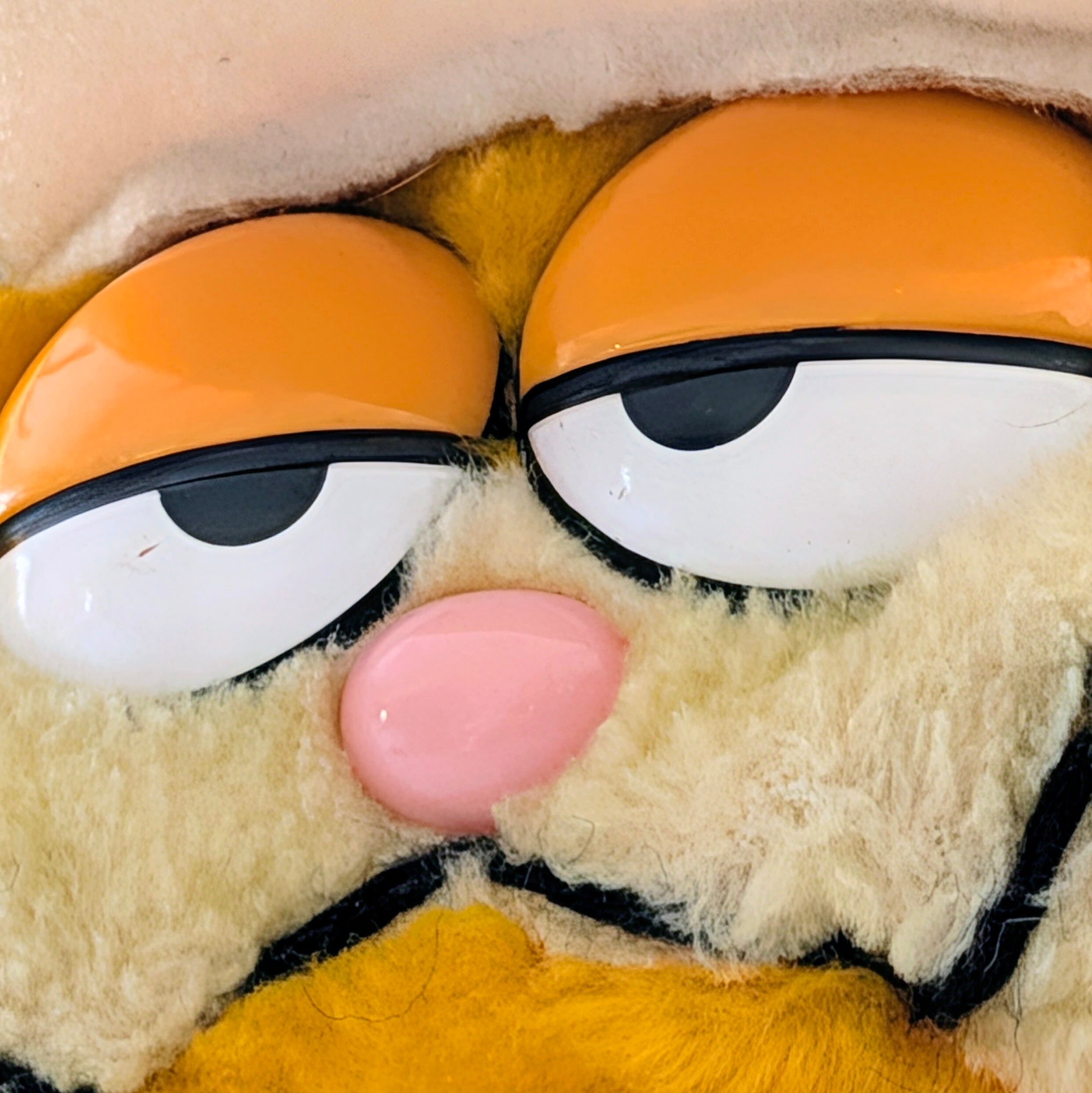 ☆ VINTAGE 1980年代初期 ☆【 Garfield ( ガーフィールド ) 】『 ガーフィールド サンバイザー 超絶愛くるしいフェイス(笑)』ぬいぐるみ / プラッシュ / plush / 1980年代年製 〚アメリカン雑貨 アメトイ〛
