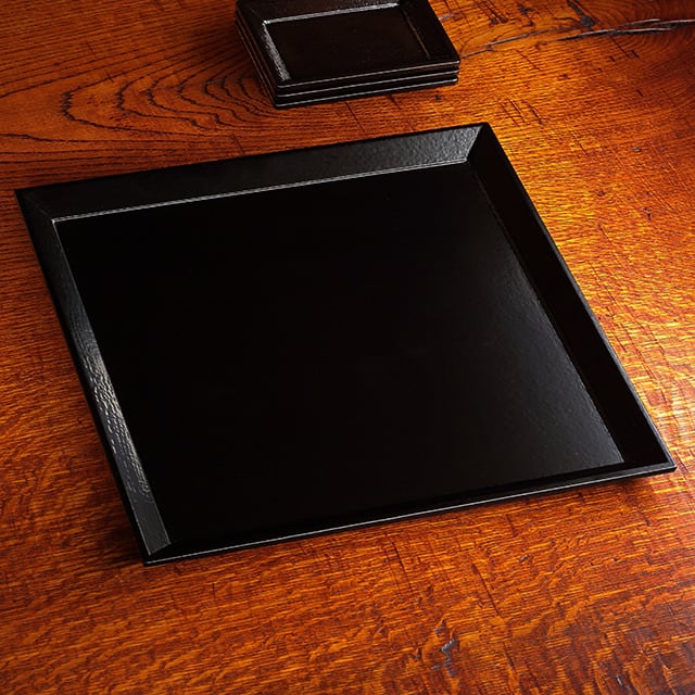 折敷 1尺1寸 | 大子漆八溝塗 器而庵