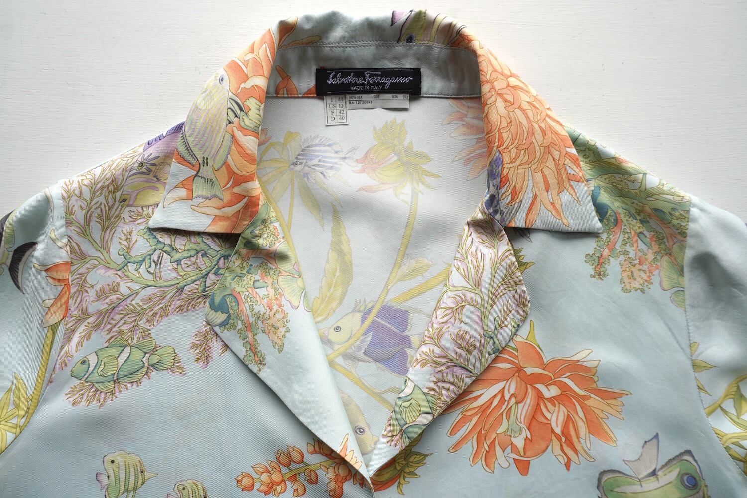 1980's〜 ITALY製 [Salvatore Ferragamo] 熱帯魚&花 スカーフ柄
