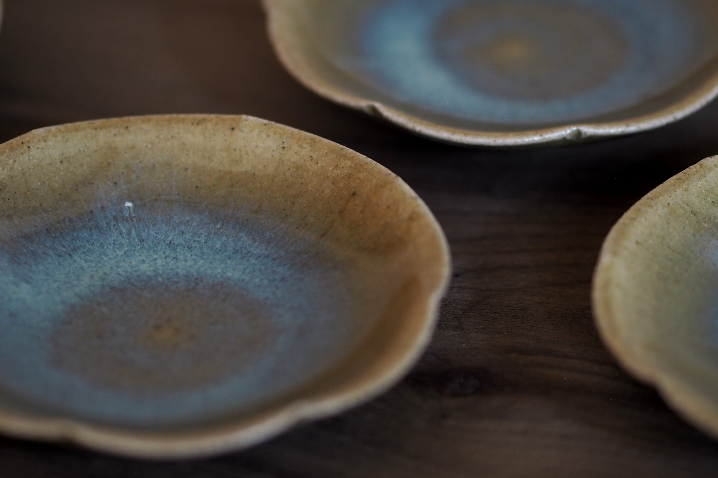 余宮隆 輪花4寸皿 | 陶屋なづな