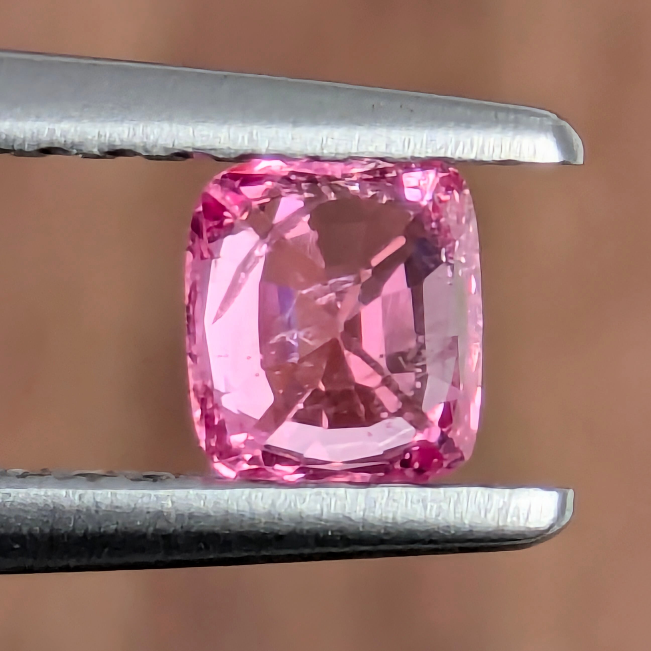 ピンクスピネル ミャンマー・モゴック産【0.39ct】PRO208147 | Gem's