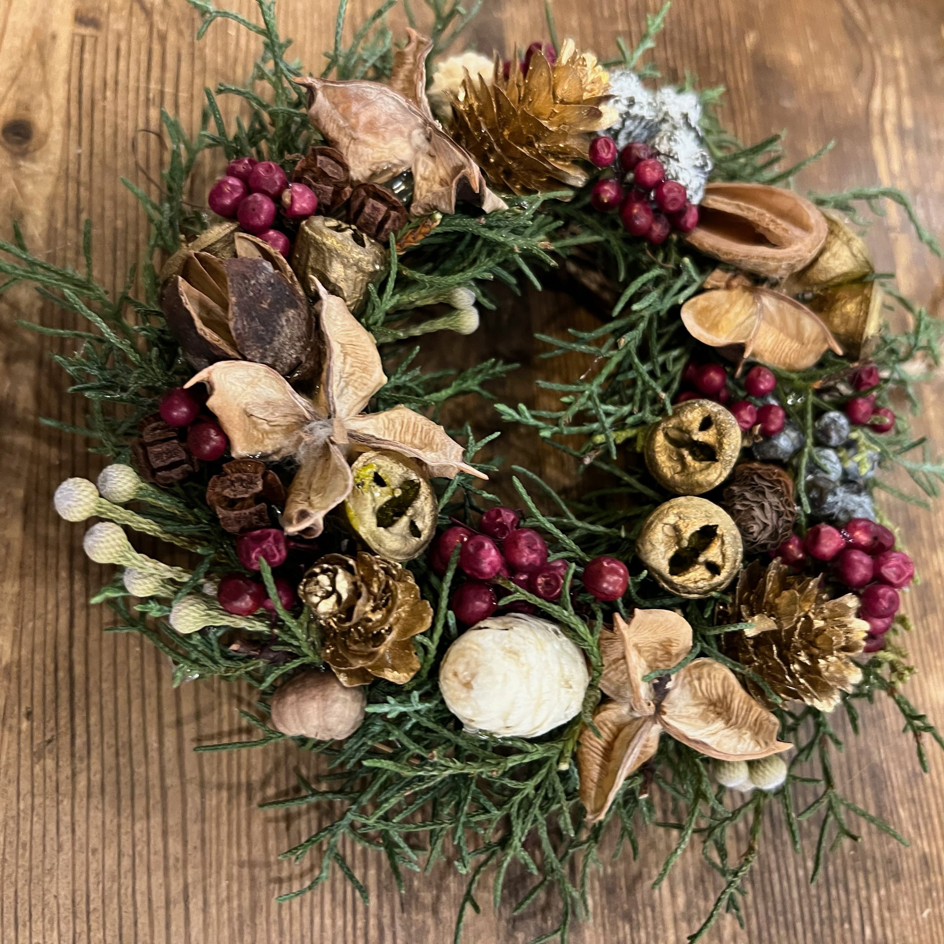 dried flower Xmas wreathe