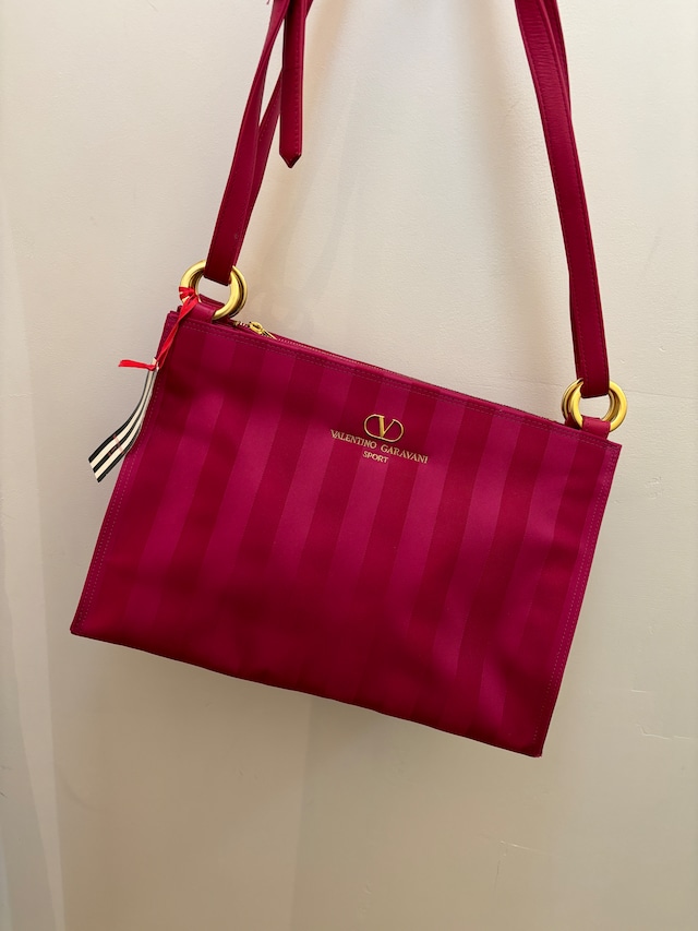 VALENTINO /vintage pink shoulder bag.