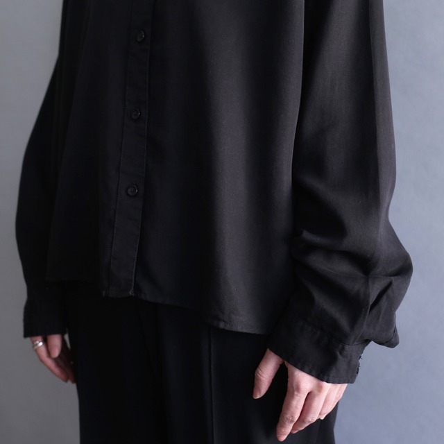 one point flower embroidery short length shirt