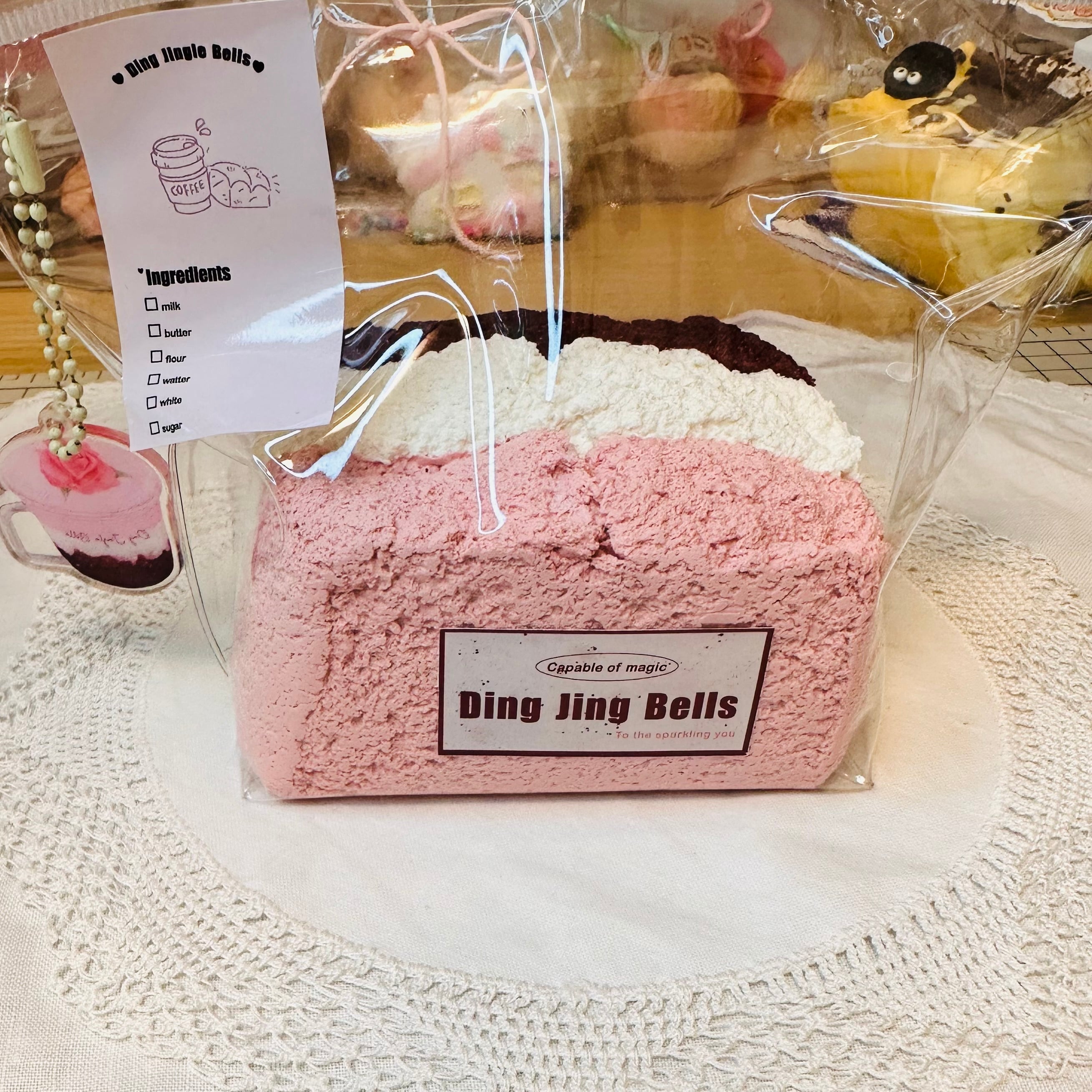 Ding Jingle Bellsトーストスクイーズ Ding jingle bells 3層トースト(ブルーベリー)スクイーズ | Okaru Squishy