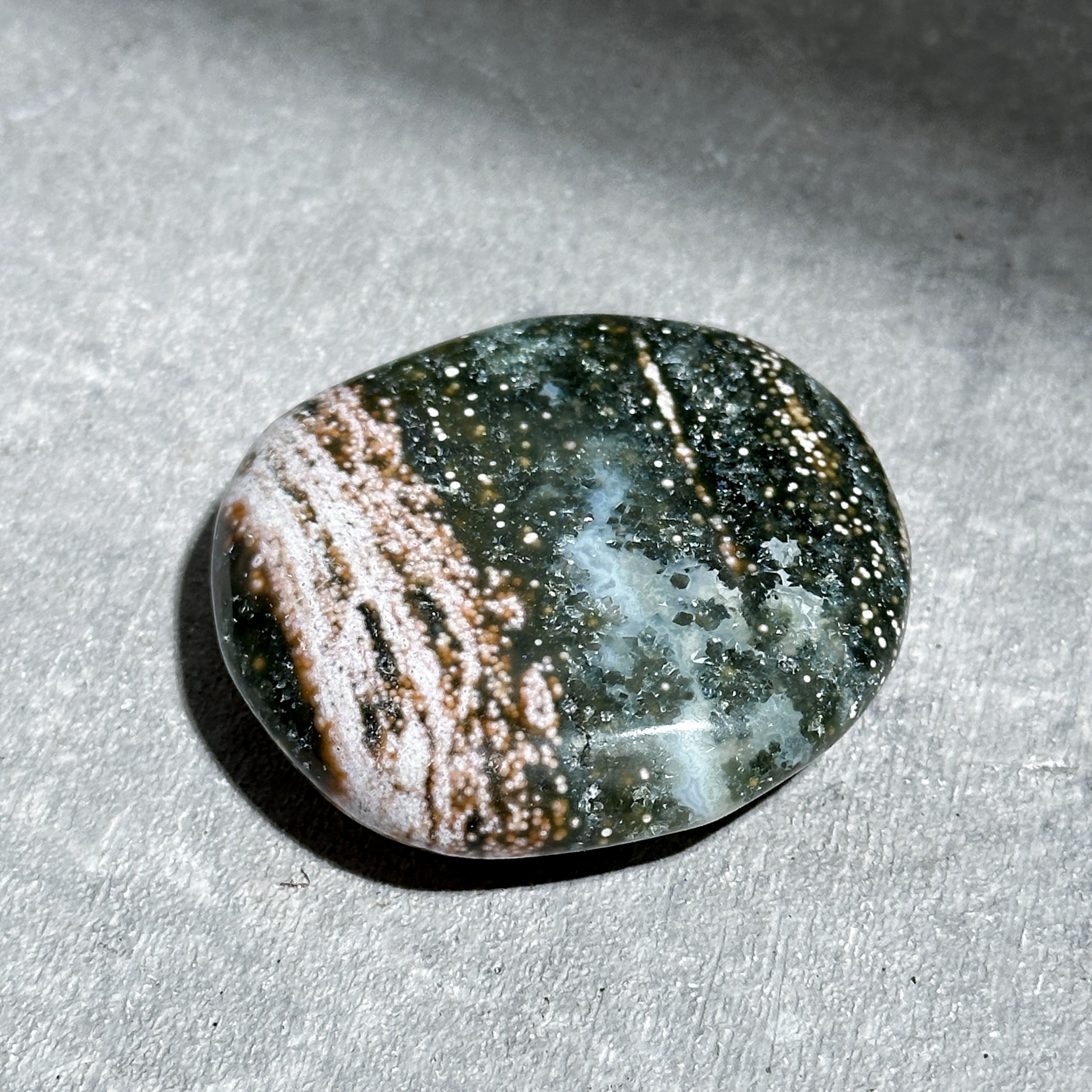 珍しい深海パワーストーン　オーシャンジャスパー オーシャンジャスパー パームストーン41◇ Ocean Jasper ◇天然石