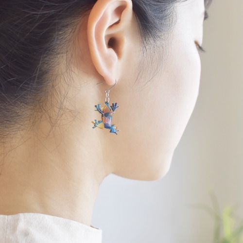 かえるピアス・イヤリング【メガネ産地福井～メガネ素材で作ったアクセサリー】