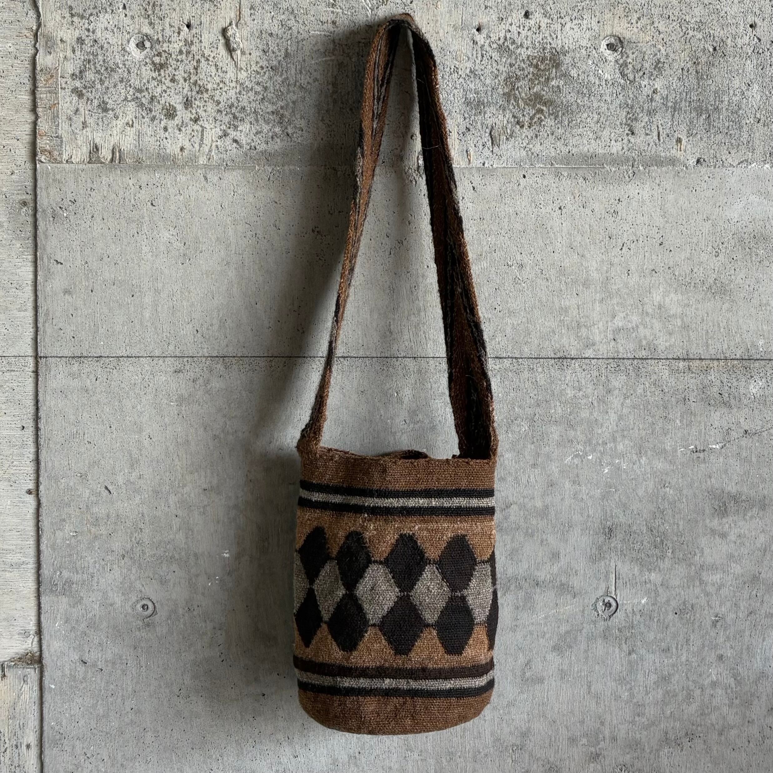 【新品未使用】手しごと コロンビア wakamuバスケット民族 ショルダーバッグ 新品未使用】手しごと コロンビア wakamuバスケット民族 ショルダーバッグ