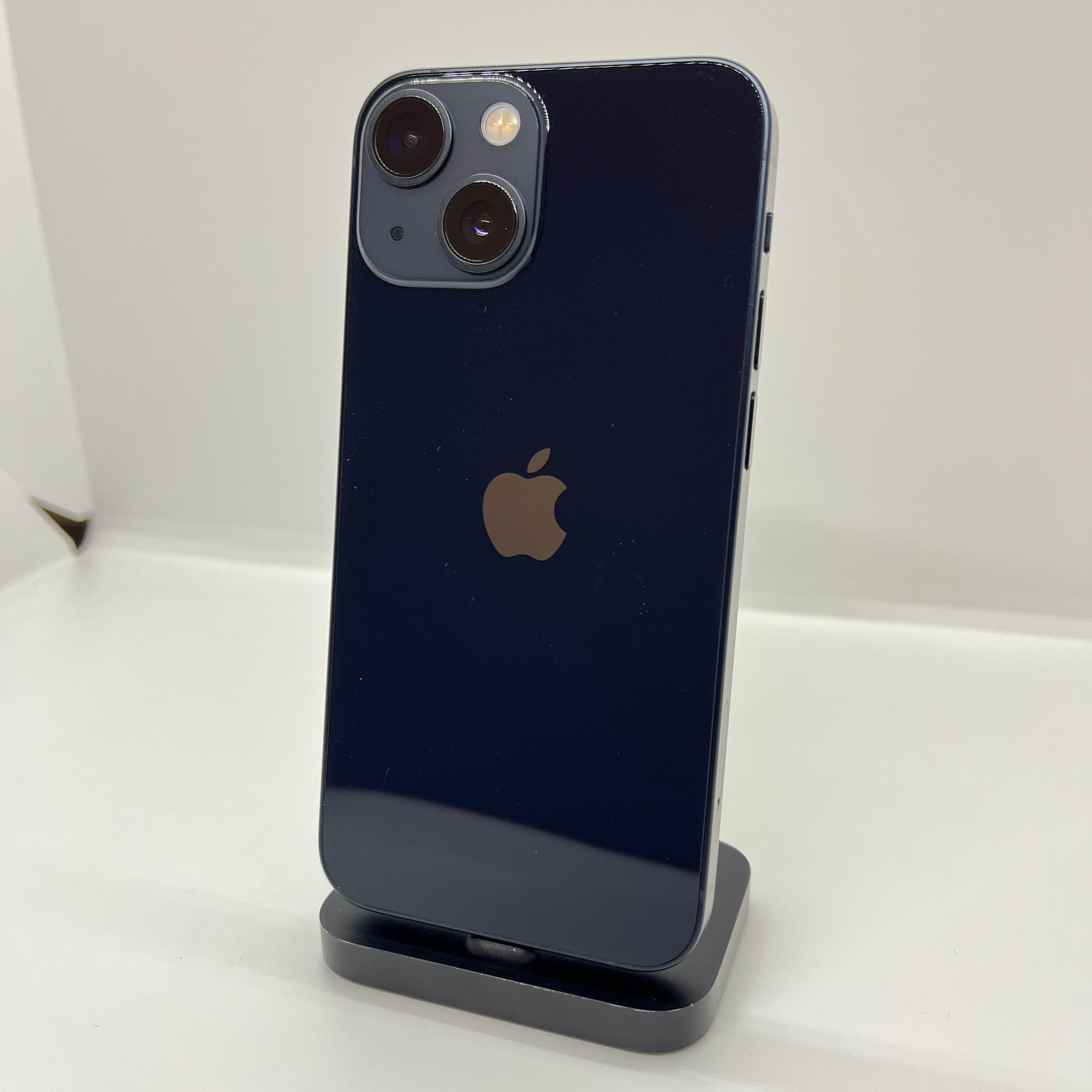 バッテリー最大容量100％】iPhoneSE2 128GB レッド【SIMロック解除済み