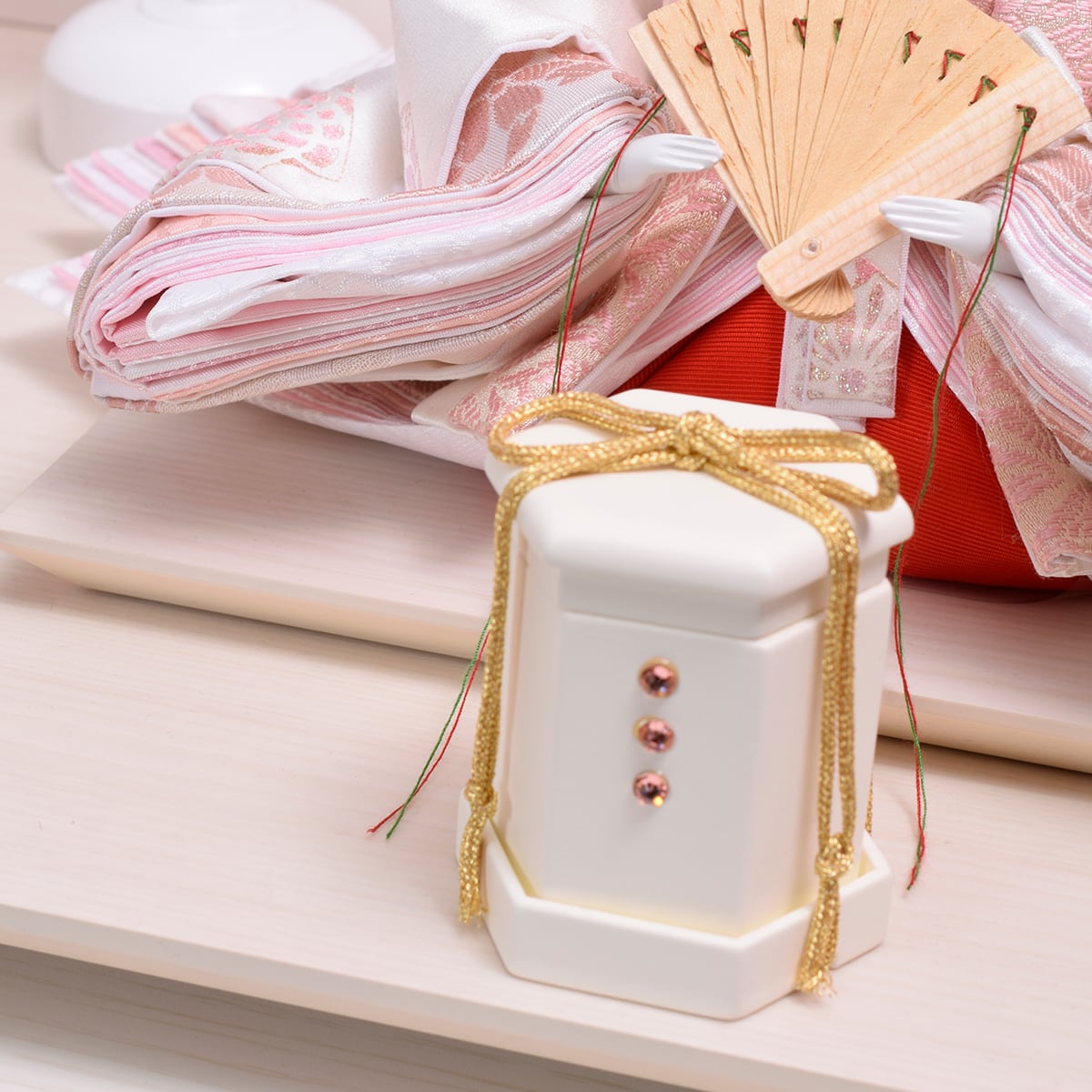 ナナちゃん様専用大人でも飾りたくなるモダン親王飾りお雛様 【公式通販】