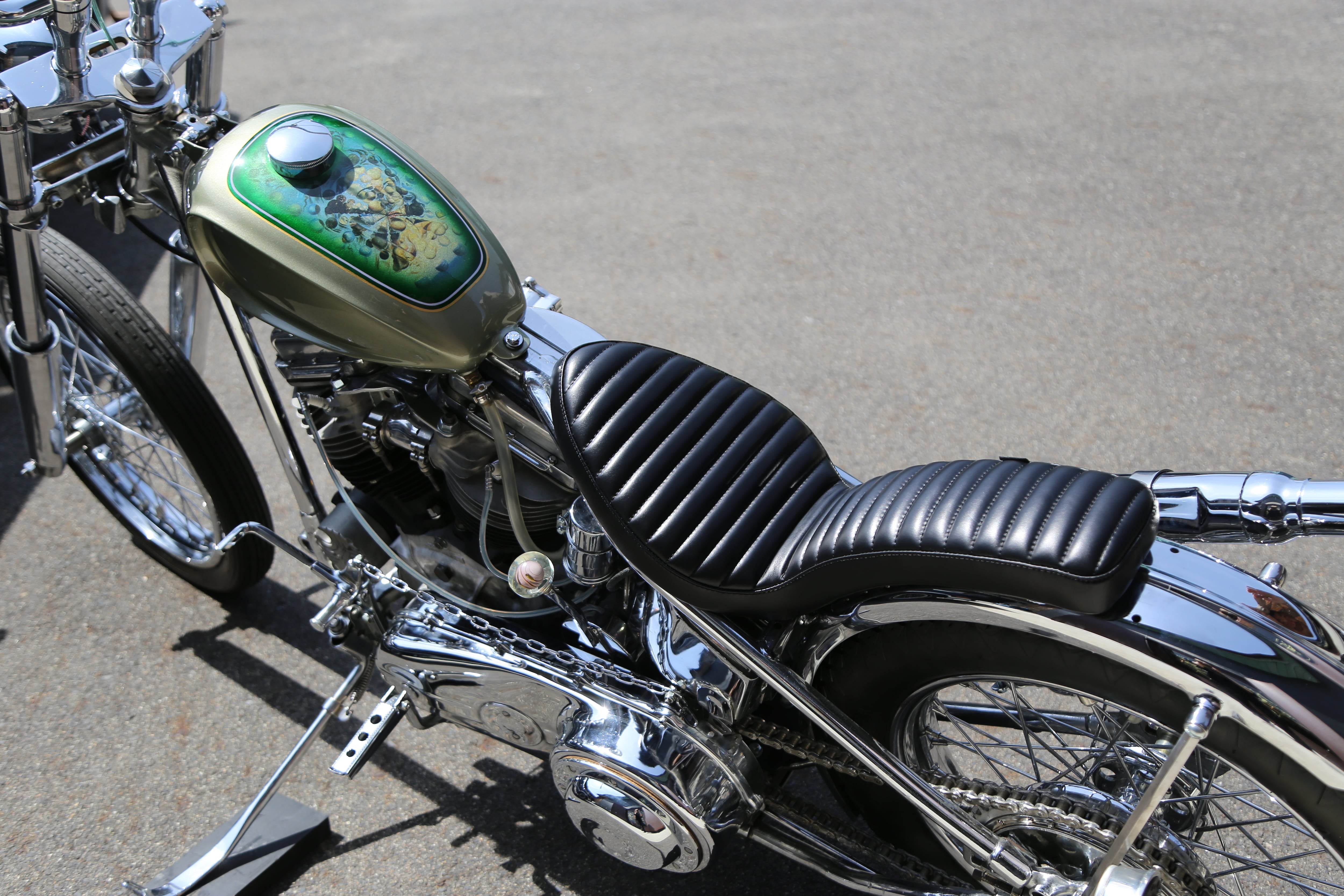  seat compamy コブラシート whale&co パンヘッド seat compamy コブラシート whale&co パンヘッド Whale & Co.本