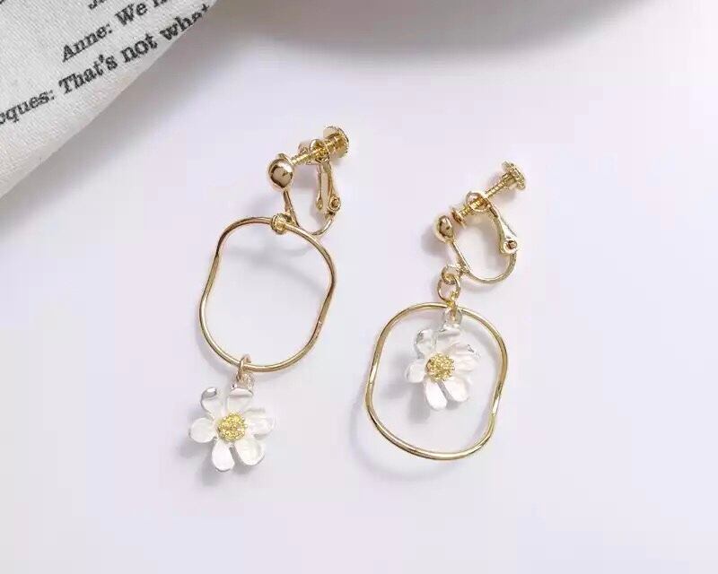 ノクターンピアス/イヤリング