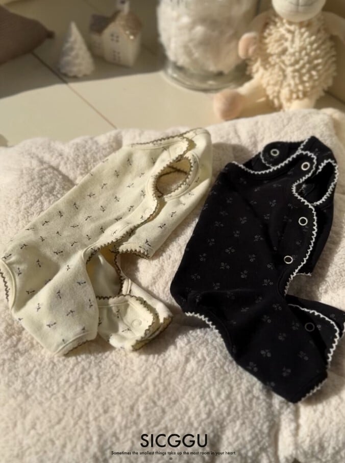 M.ML/即納【SICGGU】TOK TOK TOK SLEEVELESS SPACESUIT (2Color)
